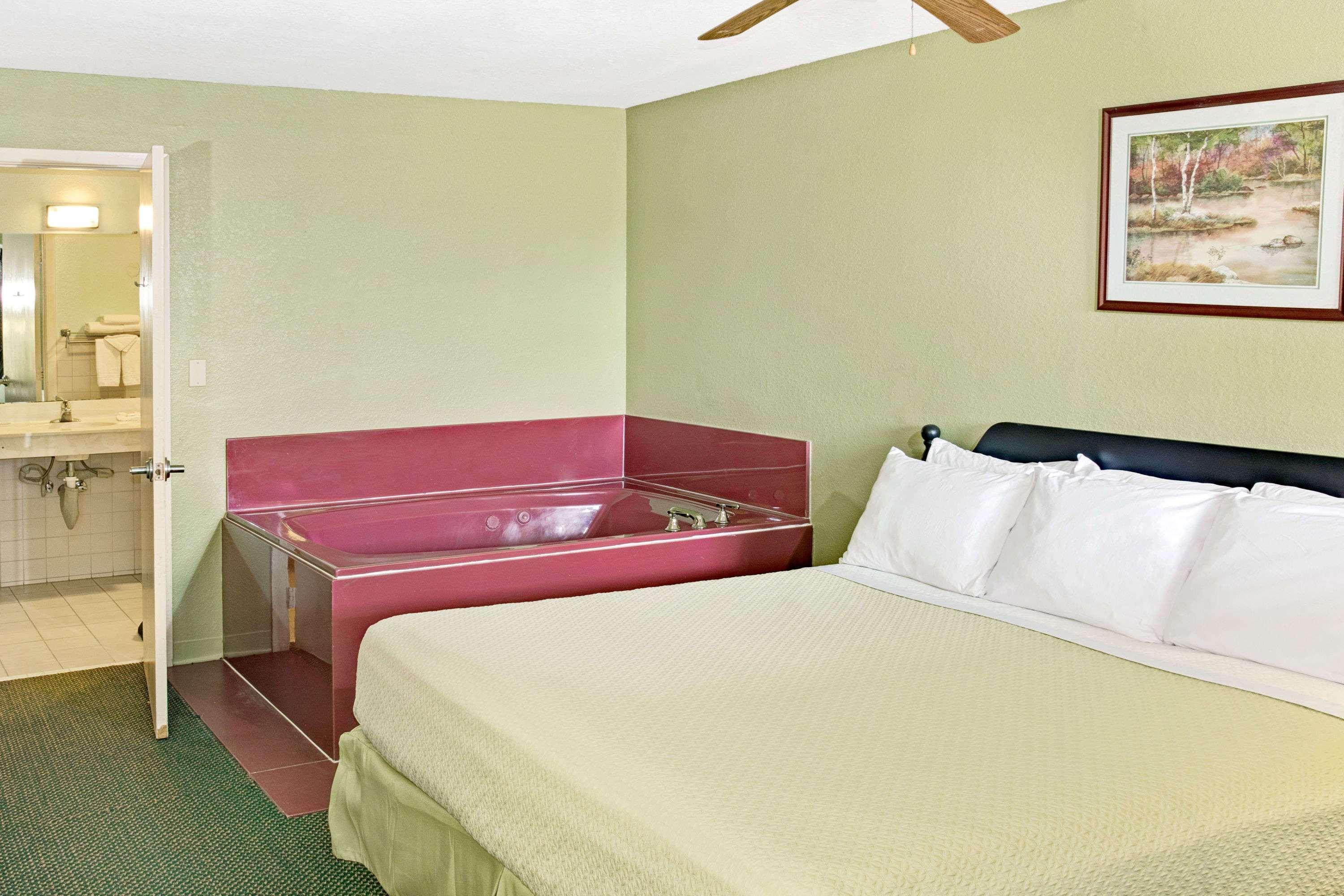 Days Inn By Wyndham El Campo Tx Exterior foto