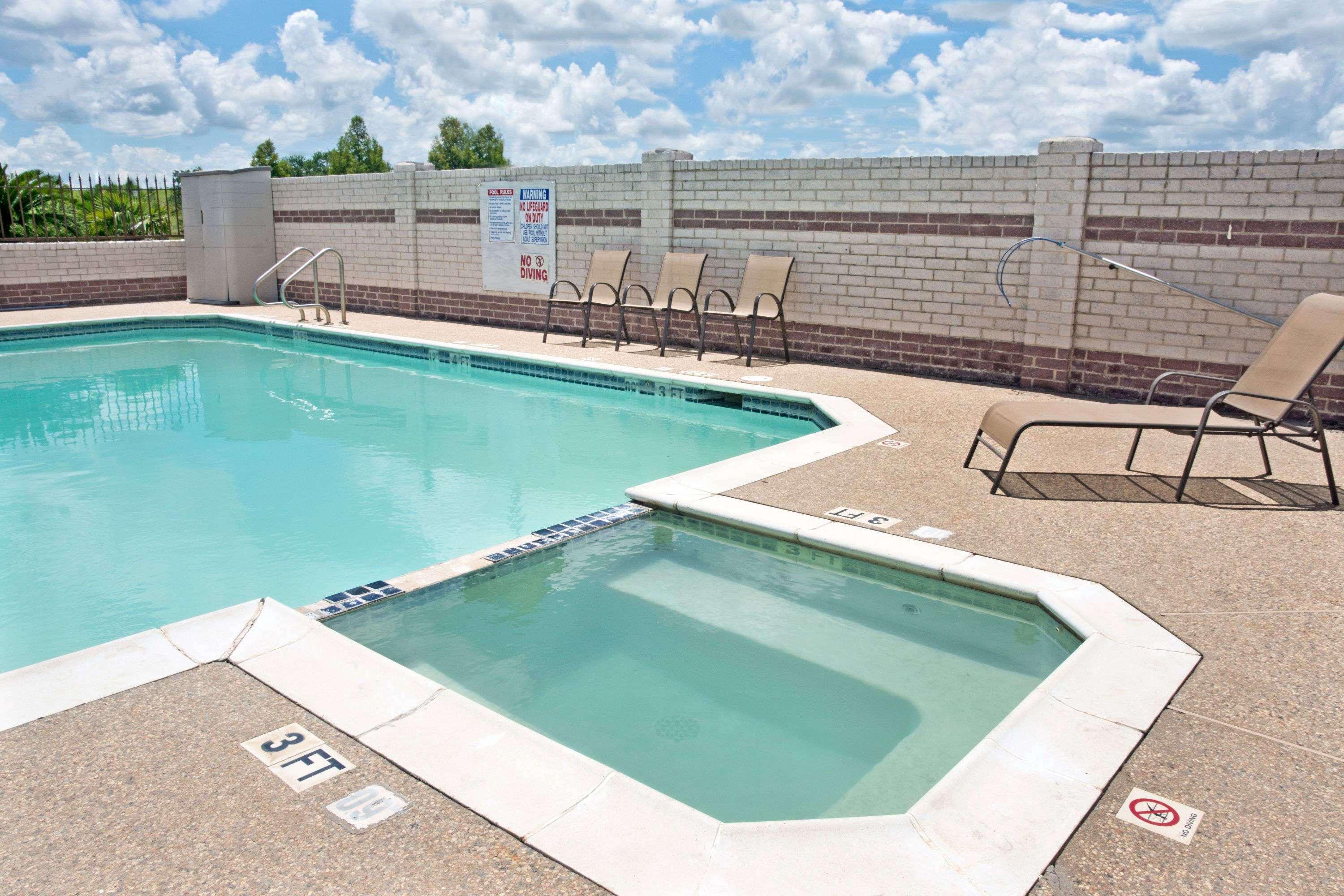 Days Inn By Wyndham El Campo Tx Exterior foto